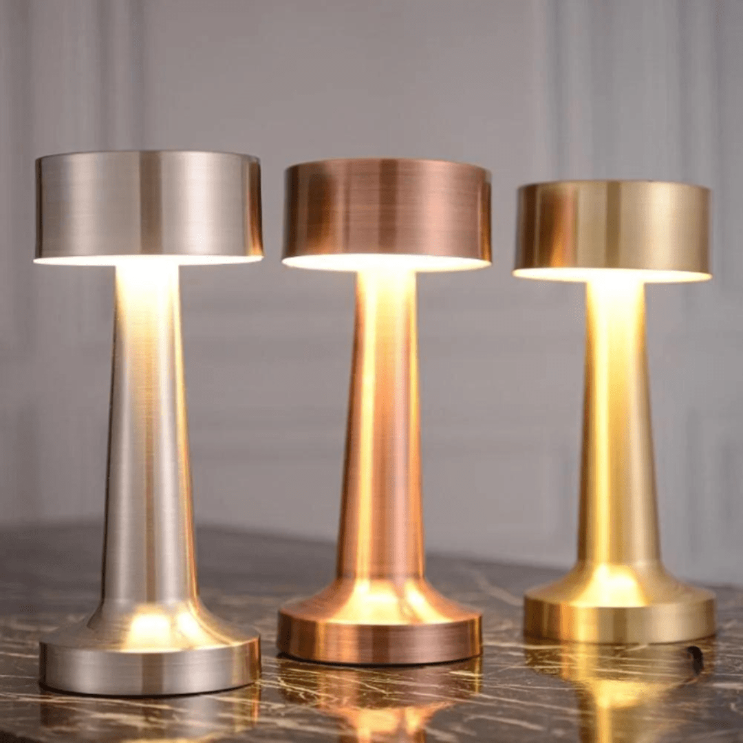 Wiederaufladbare Tischlampe aus Metall