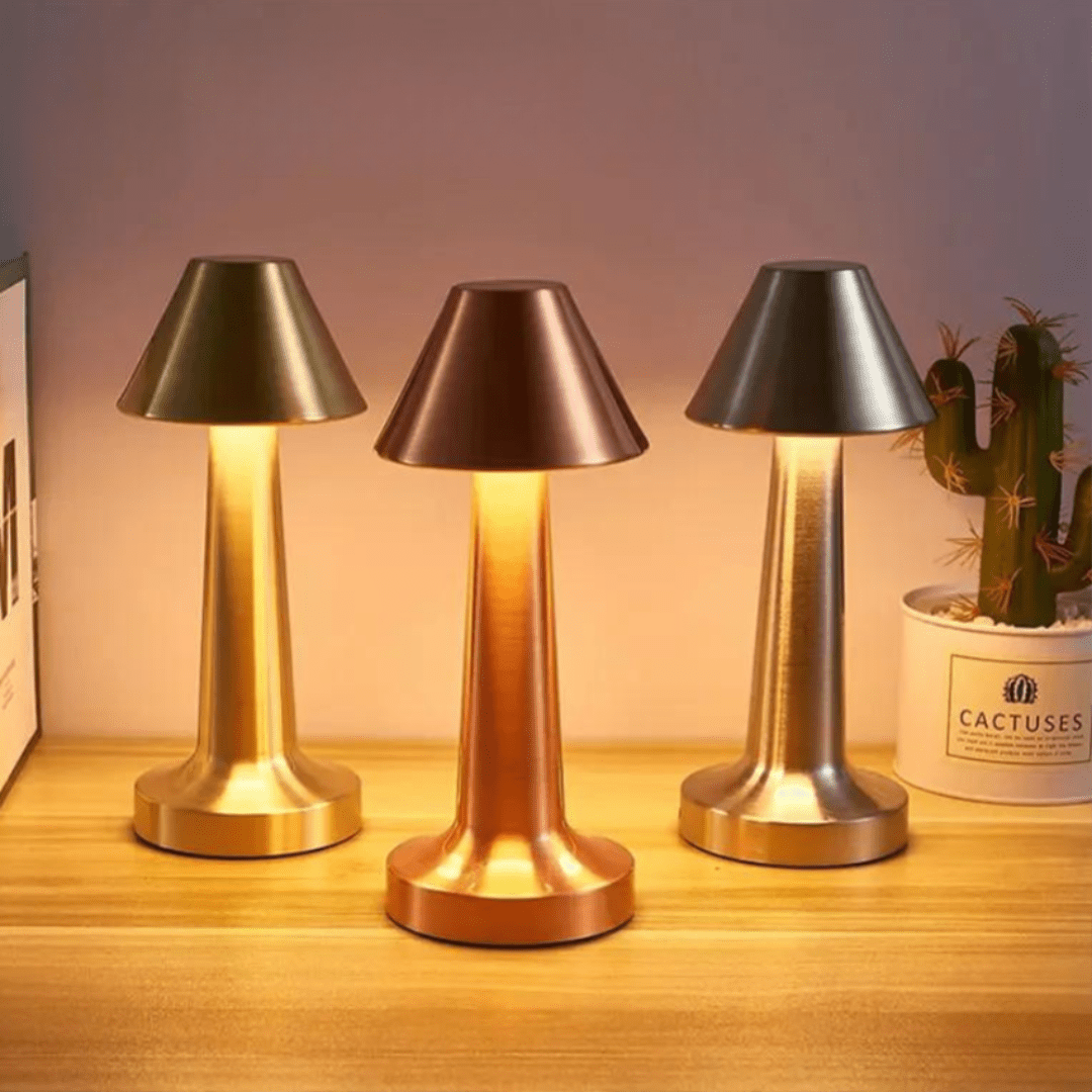 Wiederaufladbare Tischlampe aus Metall