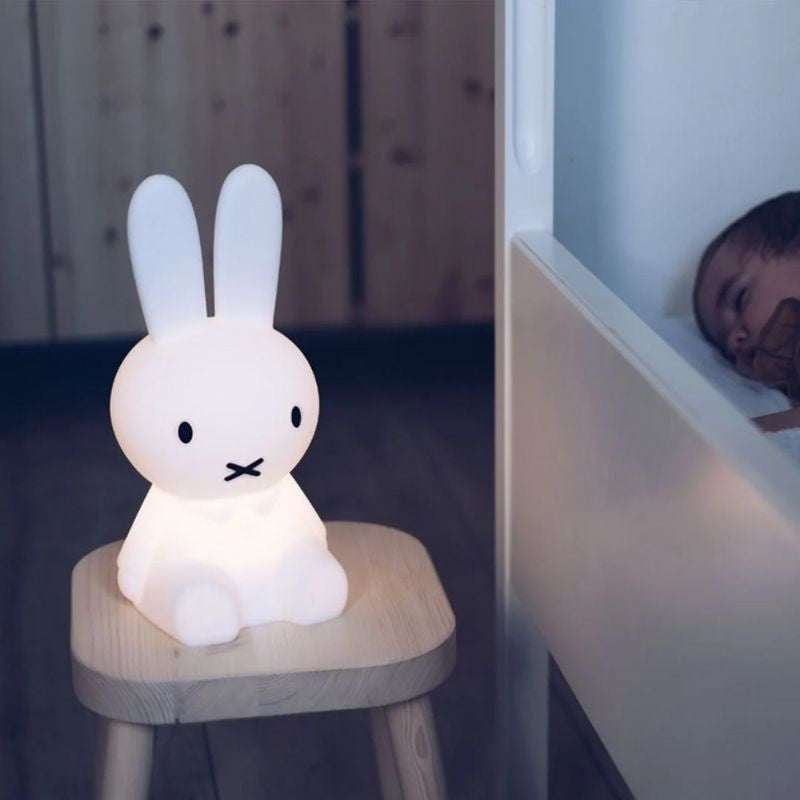 Dekorative Figur des Kaninchens Miffy