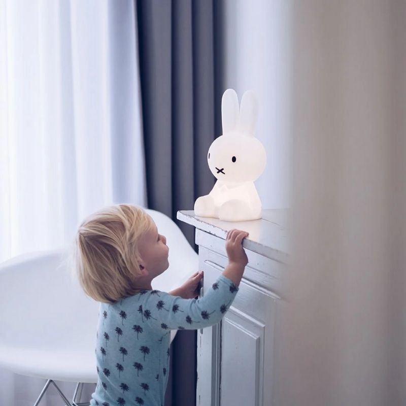 Dekorative Figur des Kaninchens Miffy
