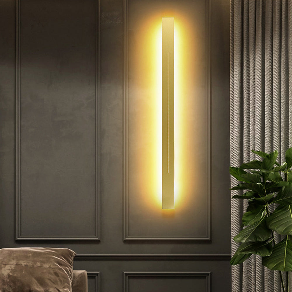 Lineare Wandleuchte aus Metall