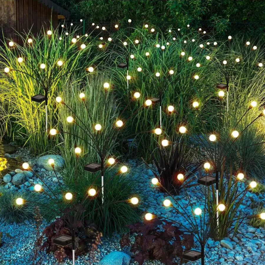 Solarbetriebene LED-Gartenleuchte im Glühwürmchen-Design