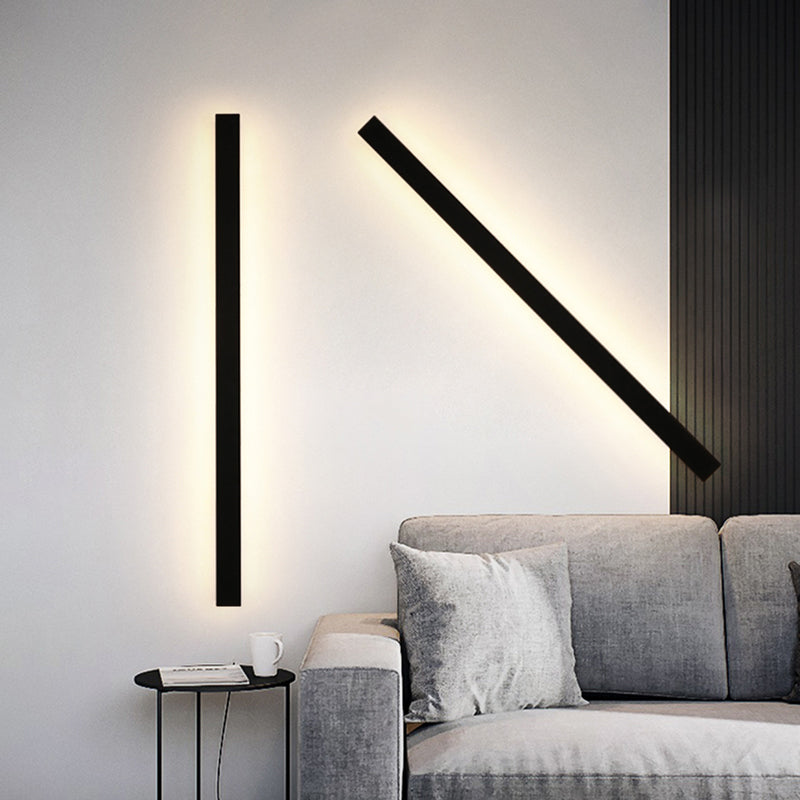 Moderne Wandleuchte aus Aluminium