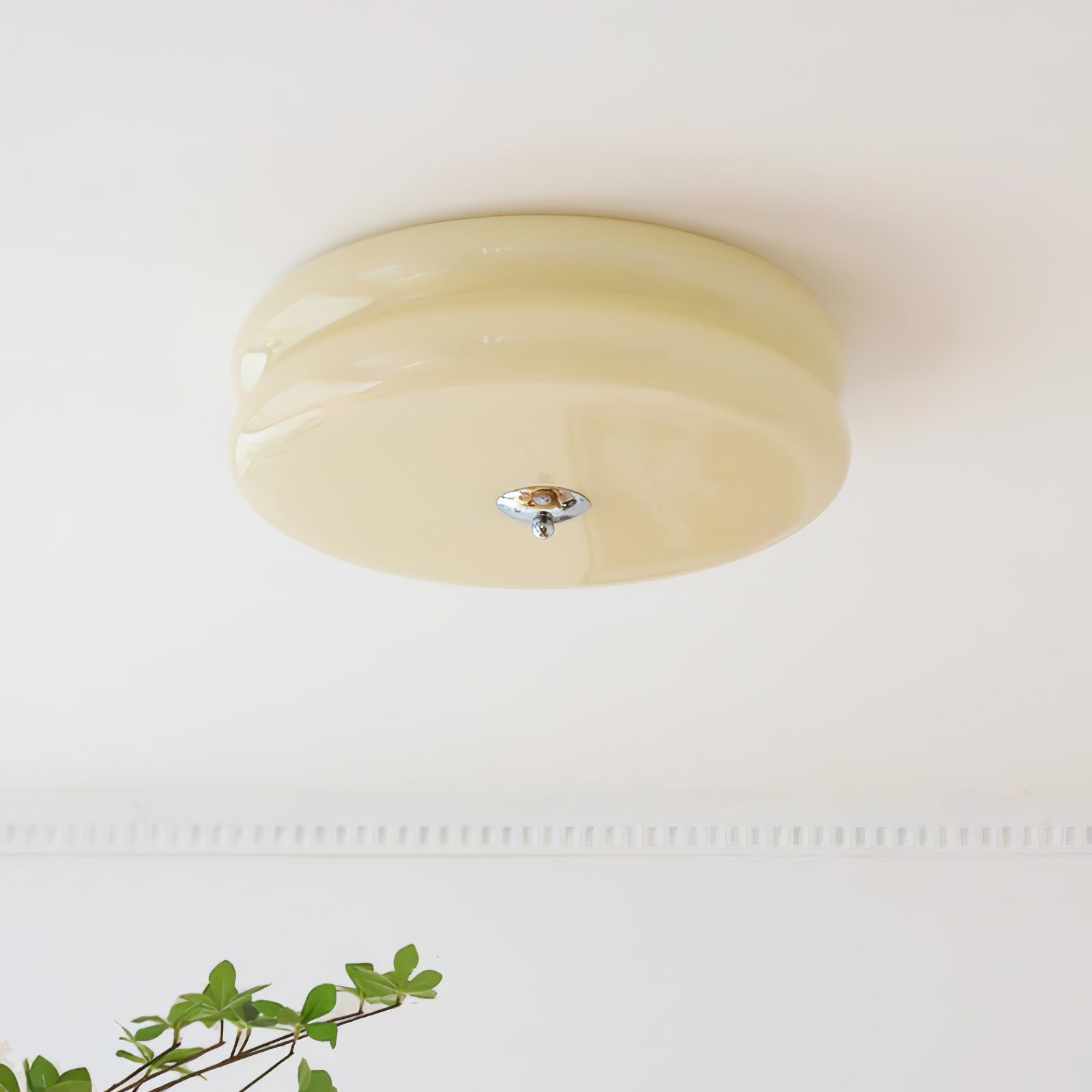 Vintage-Deckenleuchte mit geripptem Glas