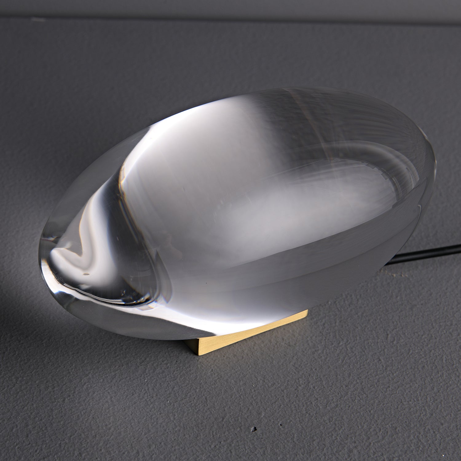 Skulpturale Kristall-Tischlampe