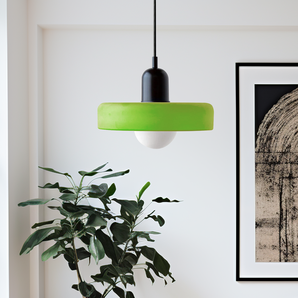 Bauhaus Hängeleuchte aus farbigem Glas
