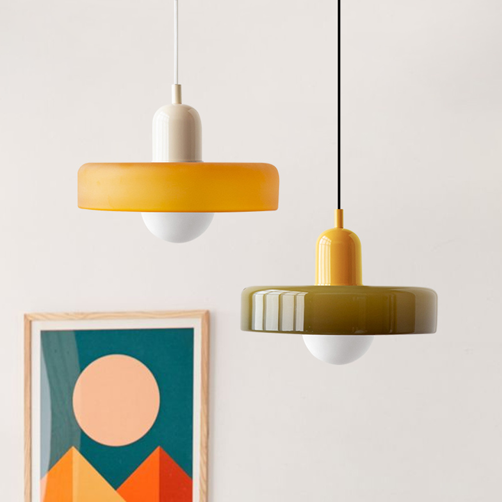 Bauhaus Hängeleuchte aus farbigem Glas