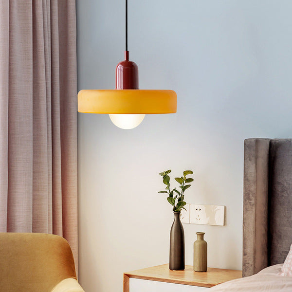Bauhaus Hängeleuchte aus farbigem Glas