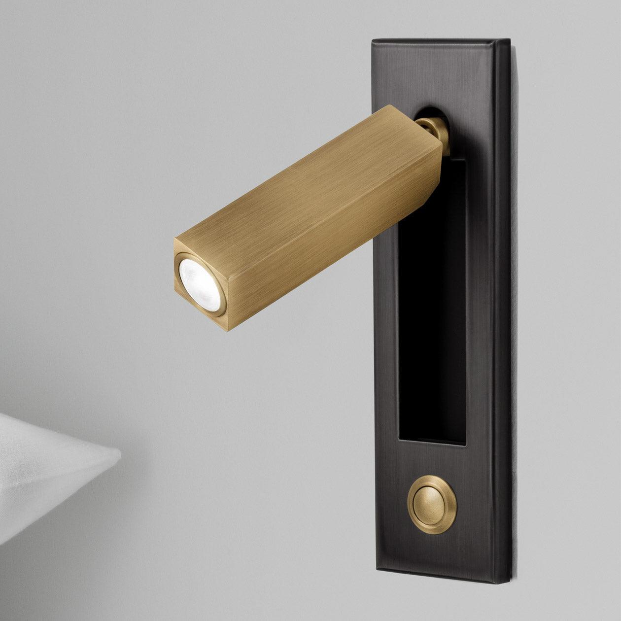 Flach zusammenklappbare Nachttischlampe