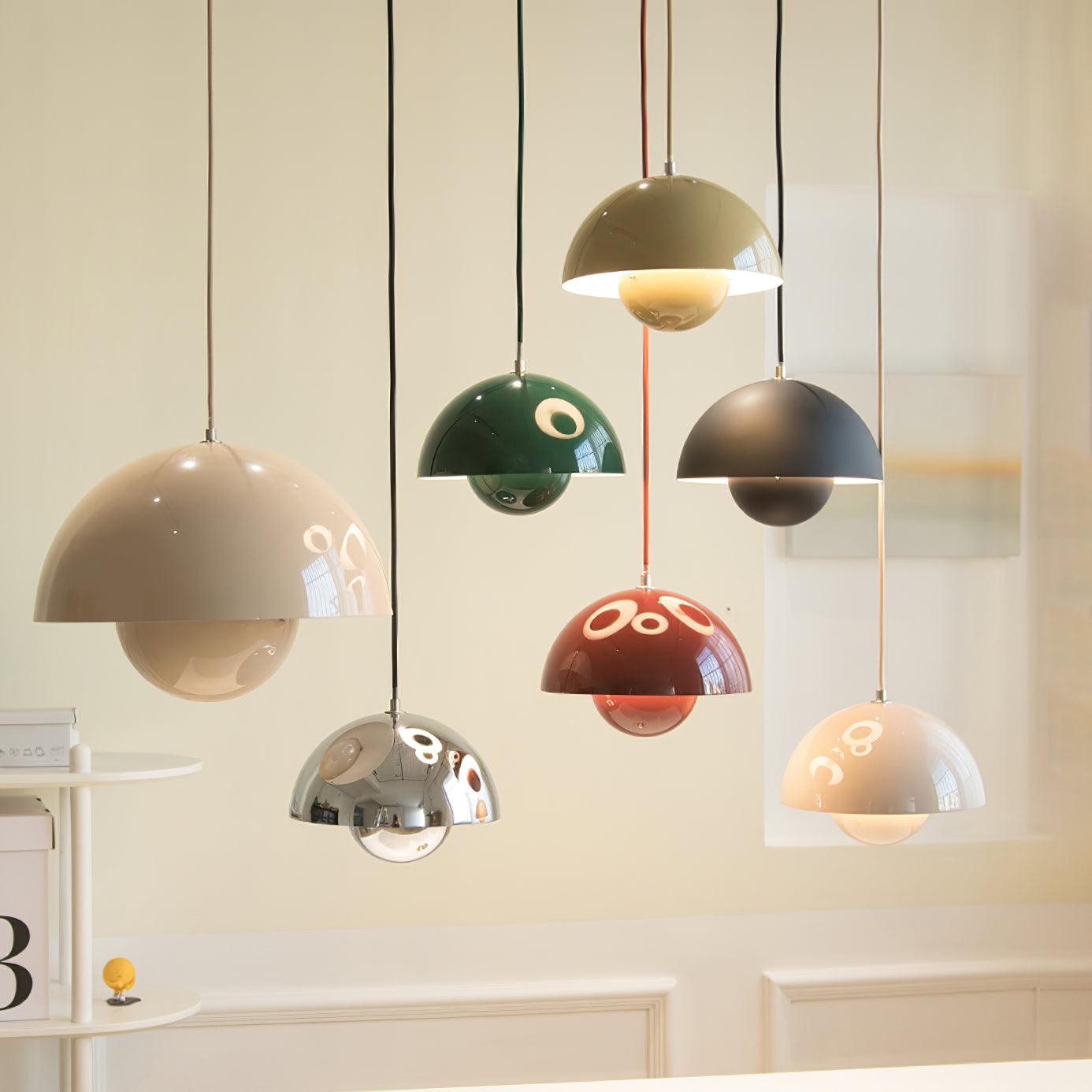 Geometrische Pendelleuchte aus Aluminium