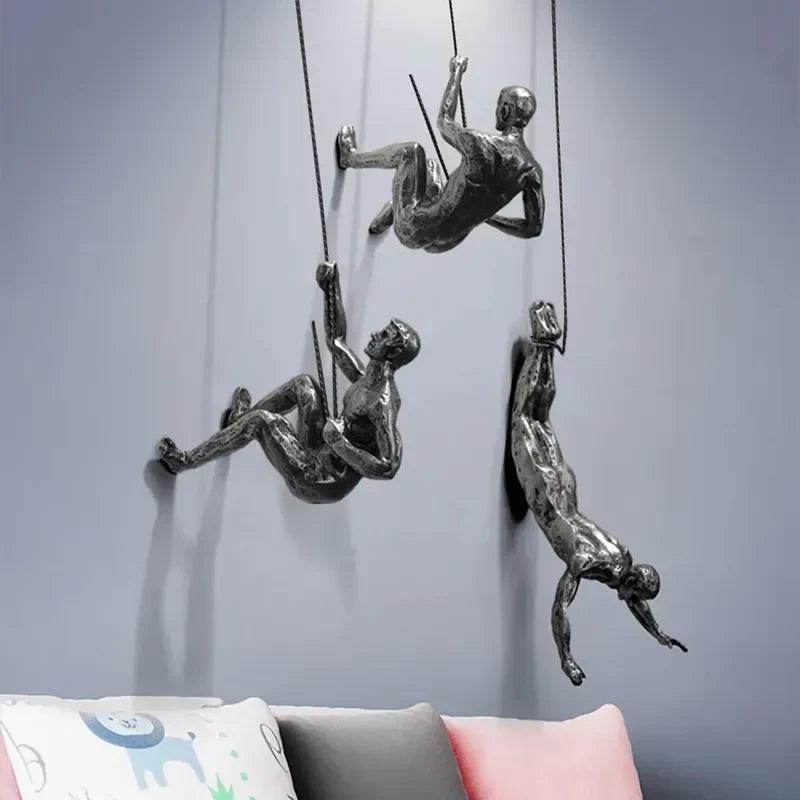 Figurale Wandskulptur aus Kunstharz