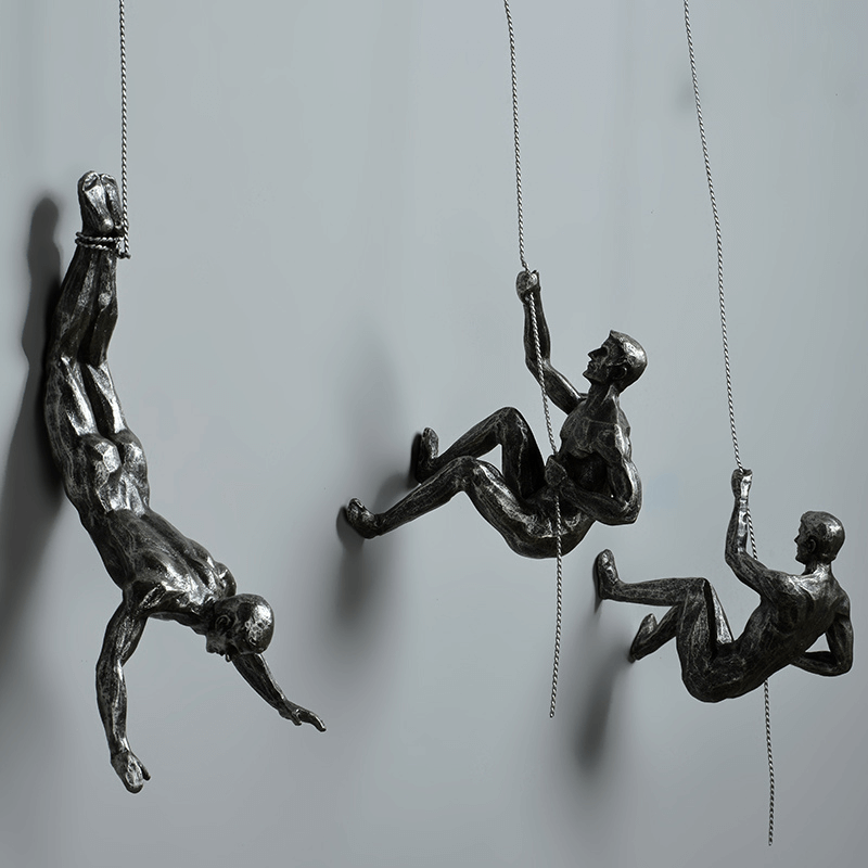 Figurale Wandskulptur aus Kunstharz