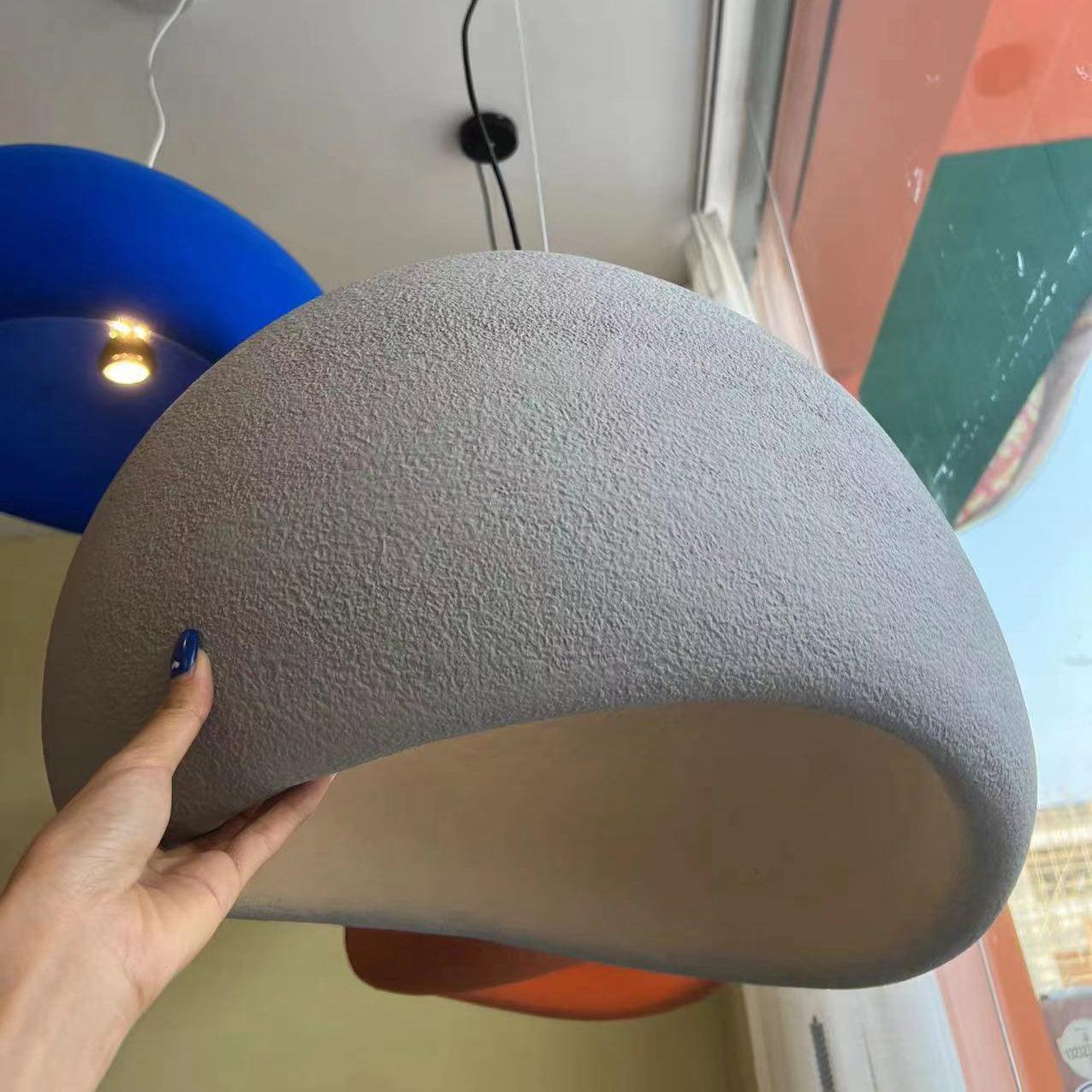 Von Wolken inspirierte Pendelleuchte