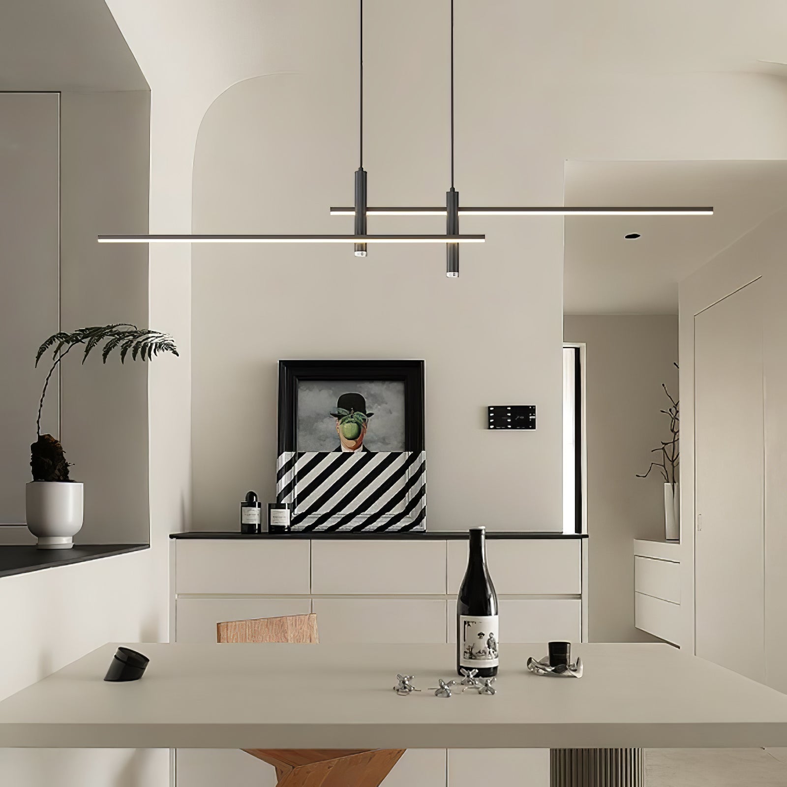 Minimalistische Pendelleuchte aus Eisen
