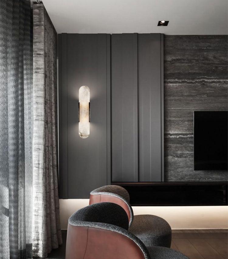 Elegante Wandleuchte aus Alabaster und Messing