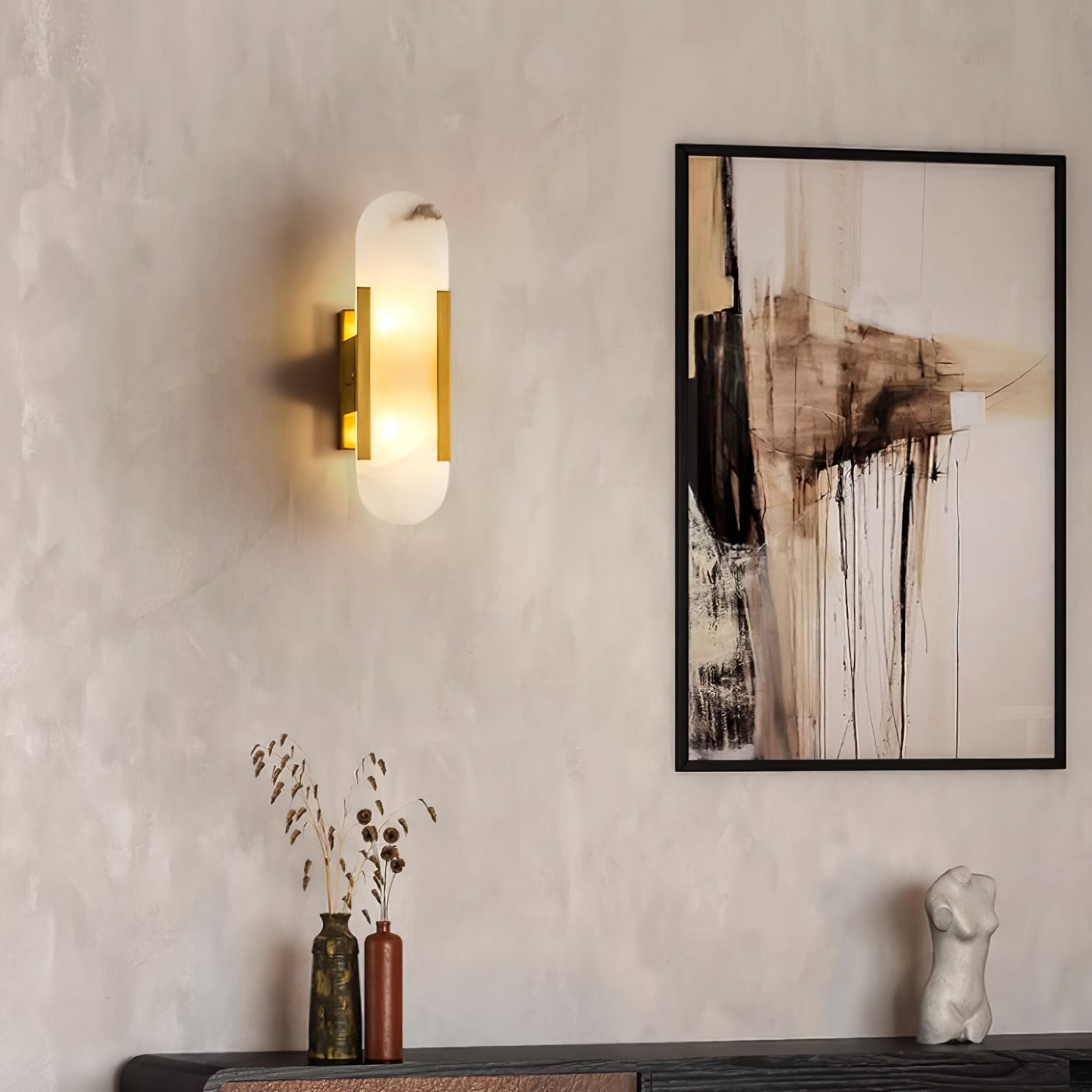 Elegante Wandleuchte aus Alabaster und Messing