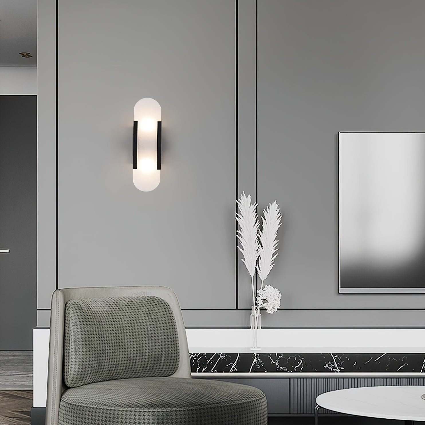Elegante Wandleuchte aus Alabaster und Messing