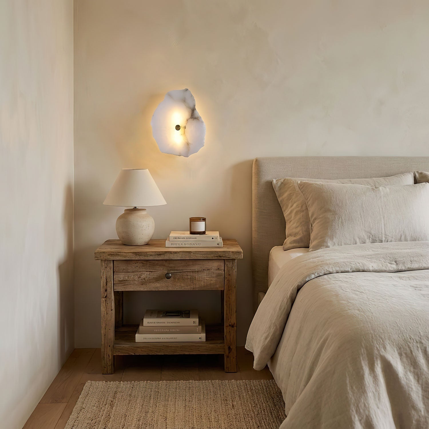 Moderne Wandleuchte aus Marmor