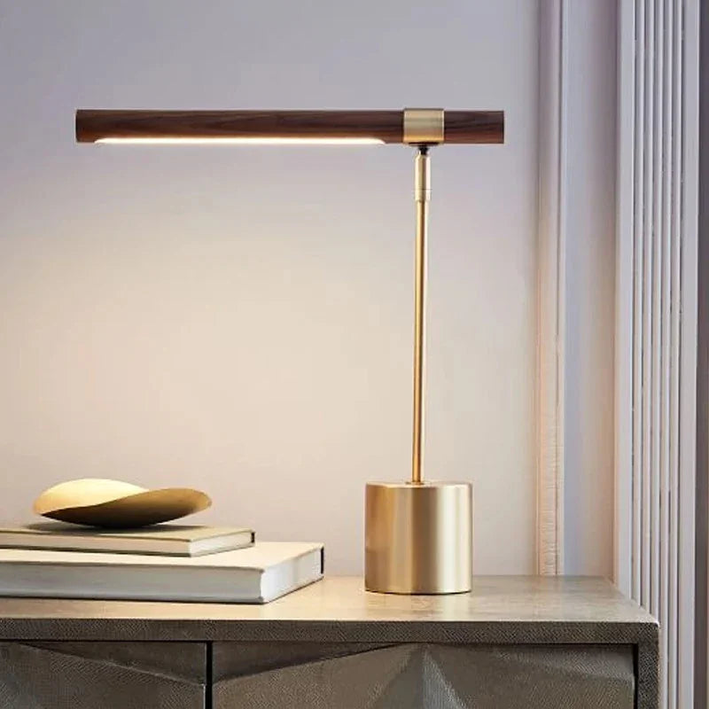 Moderne Schreibtischlampe aus Metall
