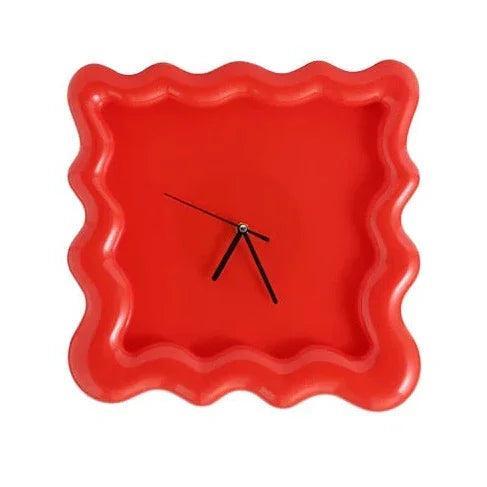 Minimalistische Wanduhr