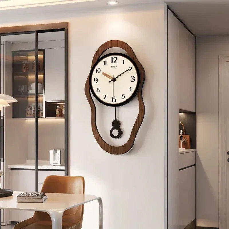 Elegante Wanduhr aus Acryl