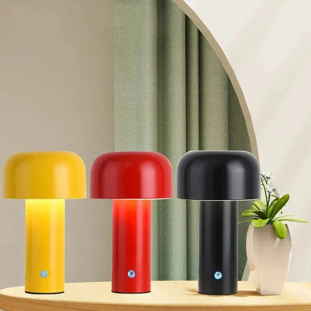 Verspielte Tischlampe in Pilzform