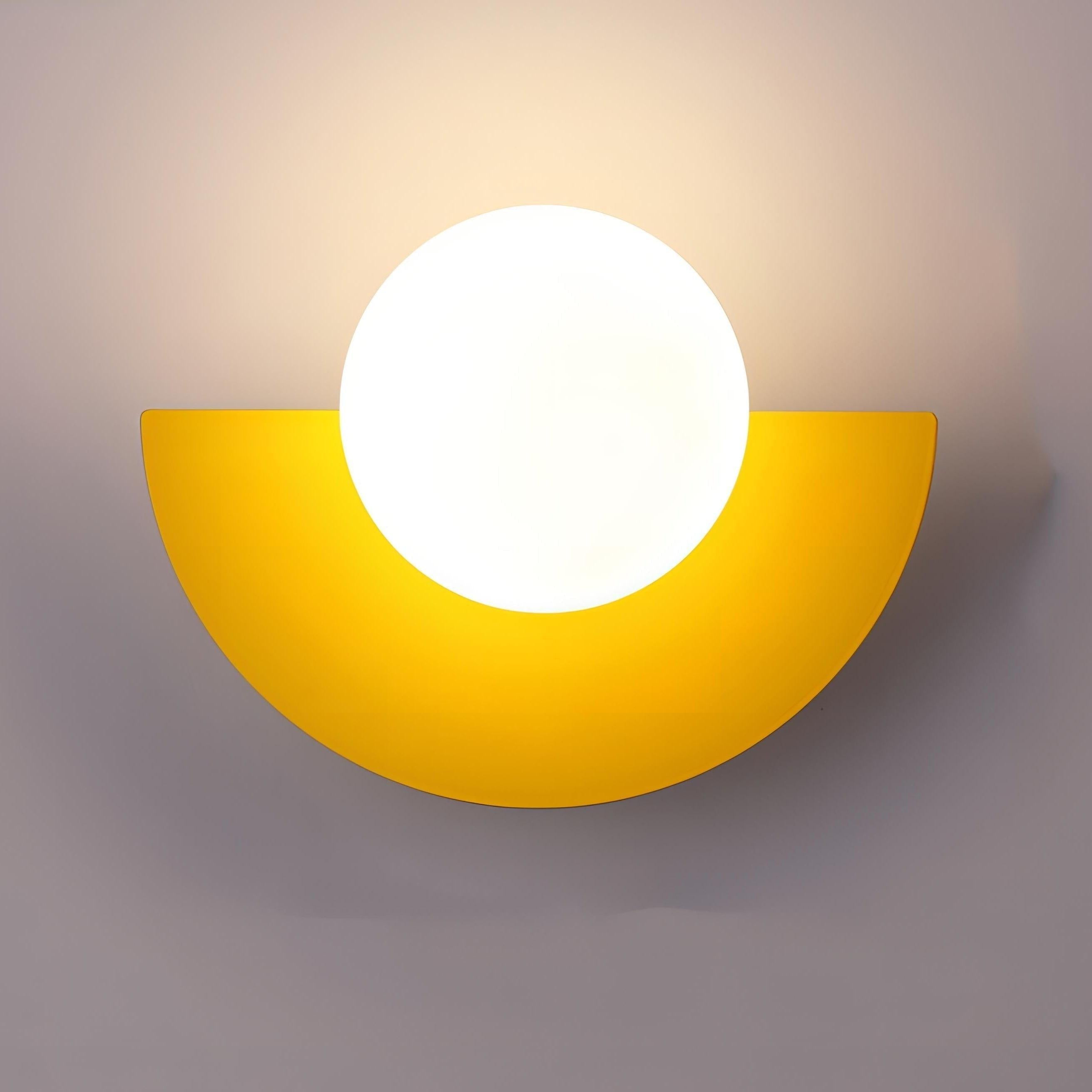 Moderne halbrunde Wandleuchte