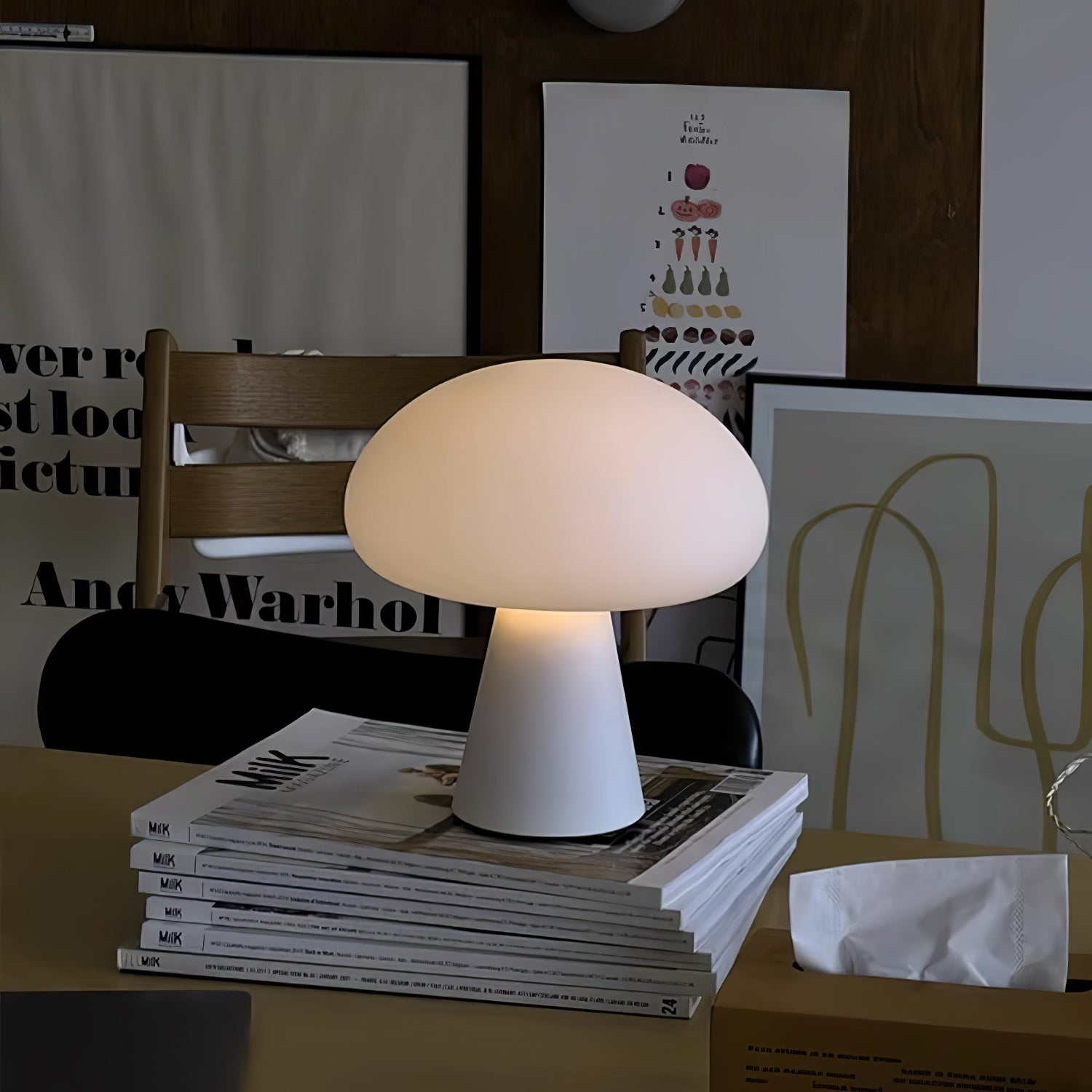 Tragbare Tischlampe mit Glaskuppel