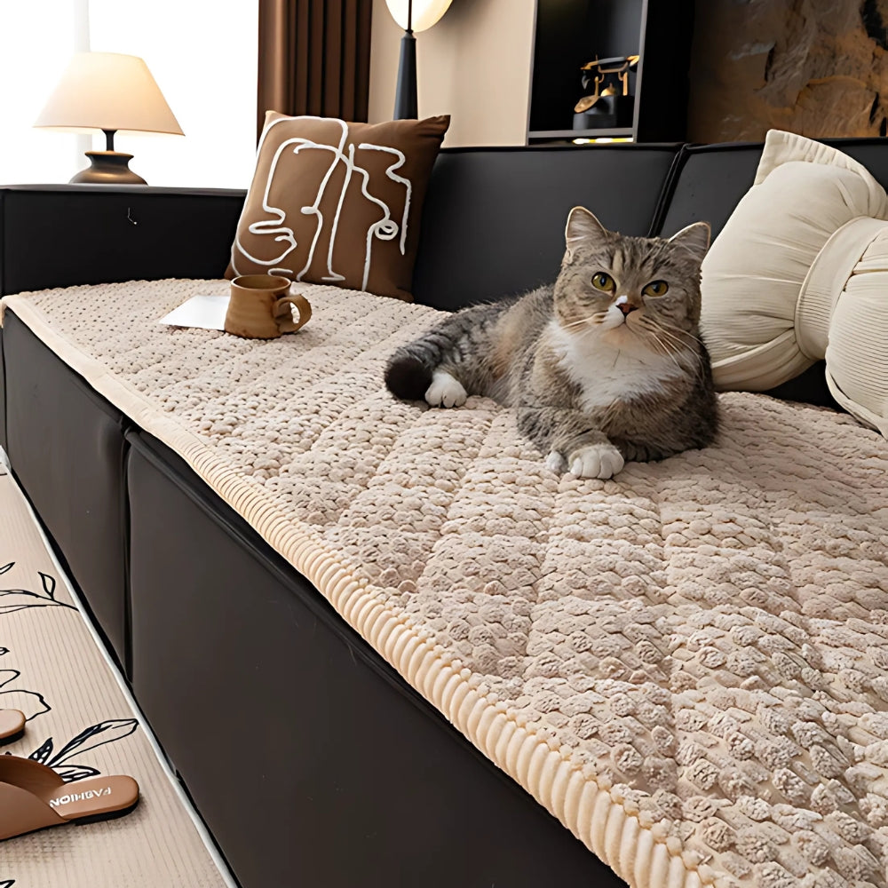 Haustierfreundlicher, gesteppter Sofabezug