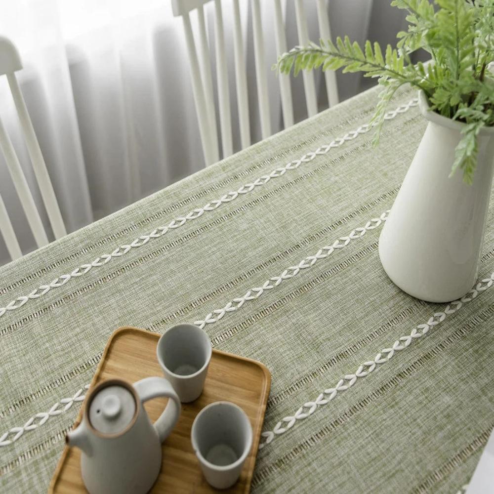 Tischdecke aus natürlichem Leinen für das Esszimmer