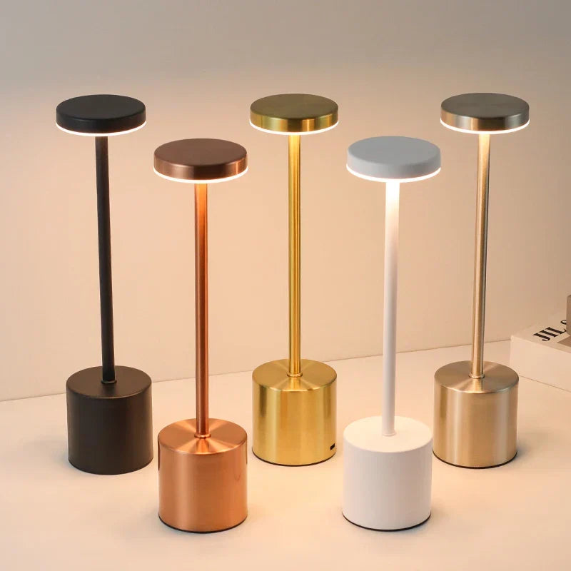 Minimalistische kabellose Tischlampe