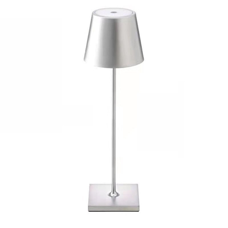 Skandinavische kabellose Tischlampe