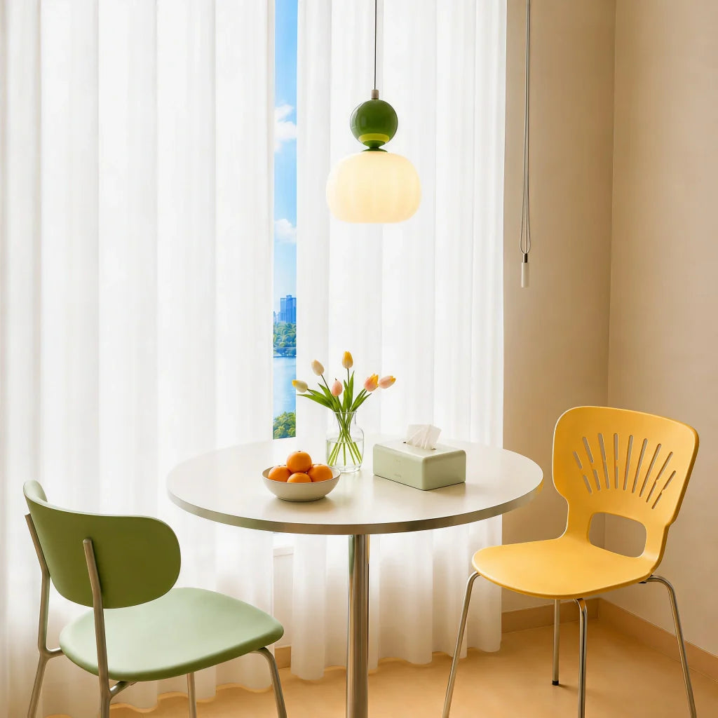 Art-déco-Pendelleuchte in Schalenform