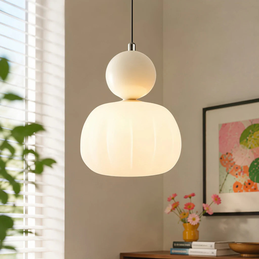 Art-déco-Pendelleuchte in Schalenform