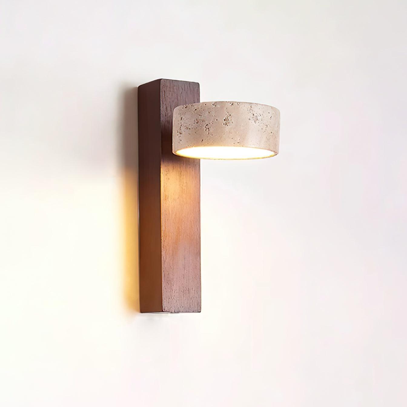 Wandleuchte aus Travertin mit schräger Silhouette