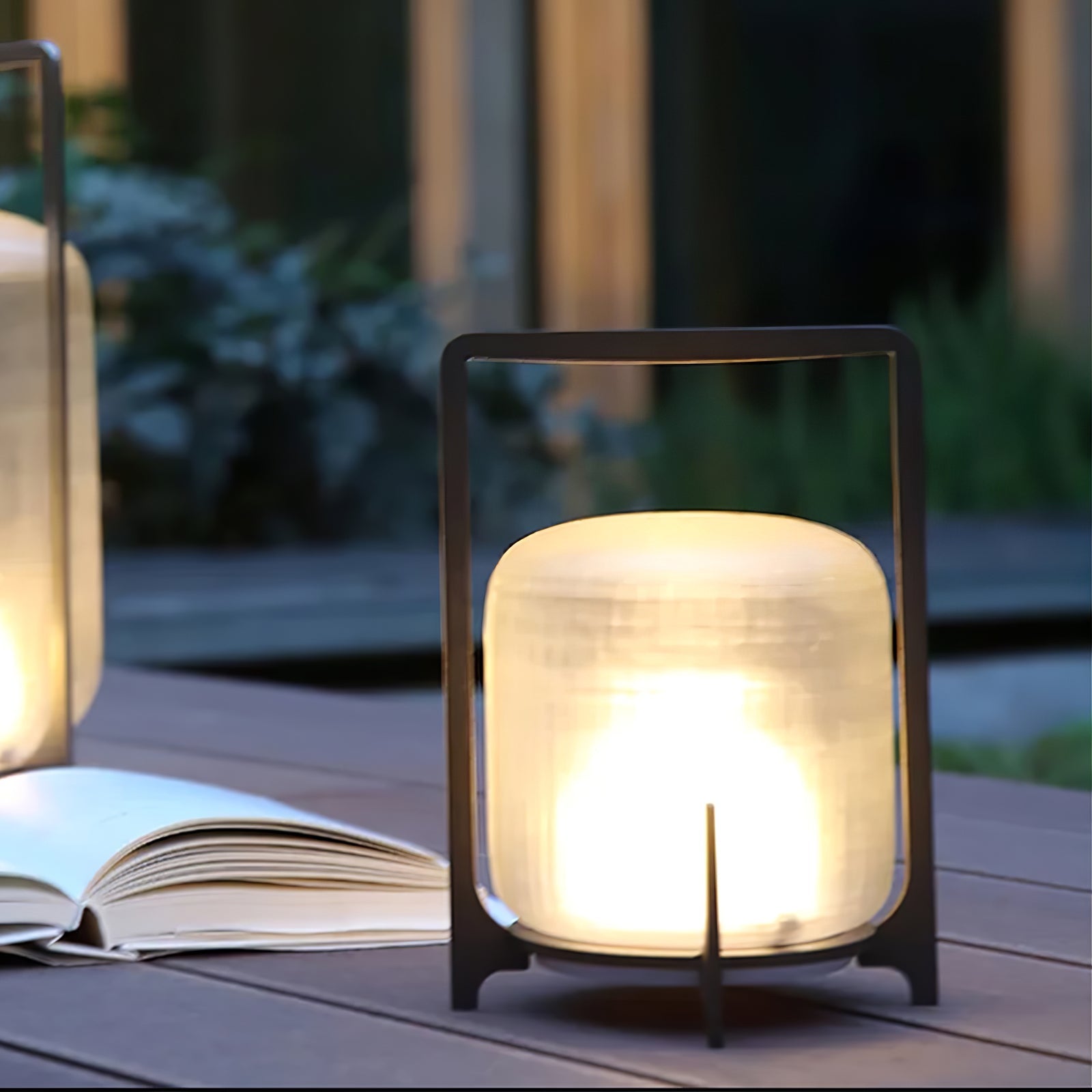 Tischlampe aus mundgeblasenem Glas