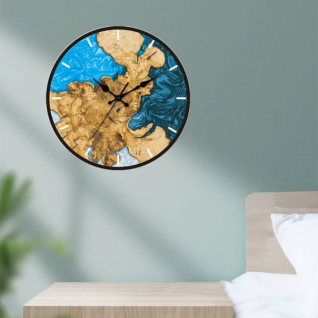 Minimalistische Wanduhr aus Acryl