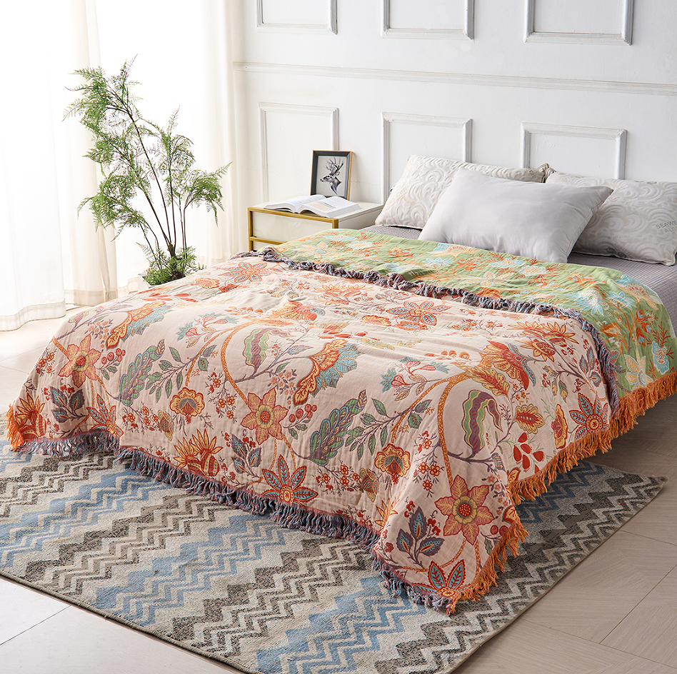 Baumwoll-Überwurf im Boho-Stil mit Blumenmuster