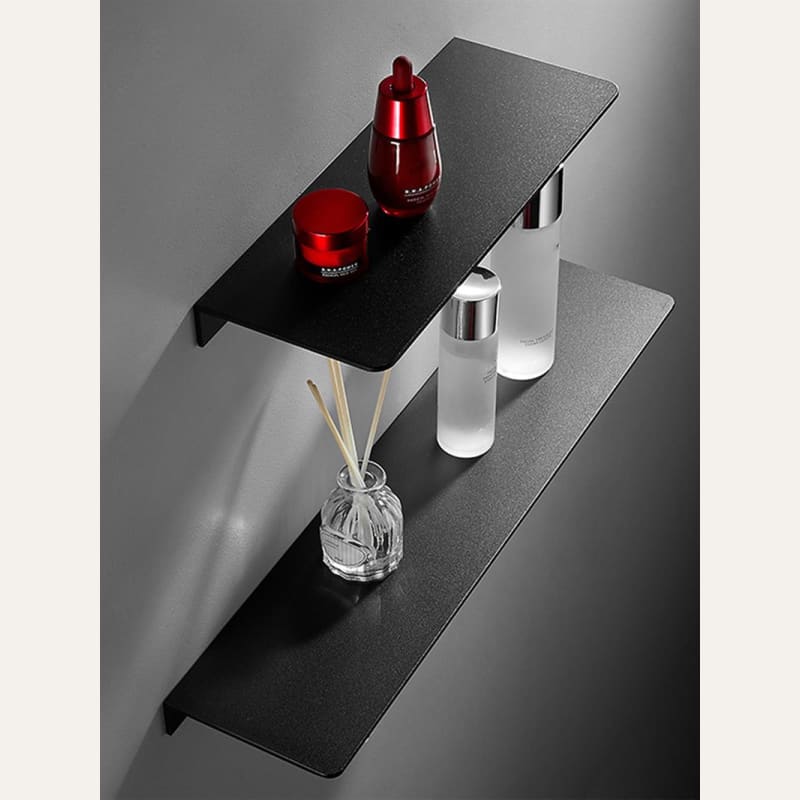 Minimalistisches Wandregal für das Badezimmer