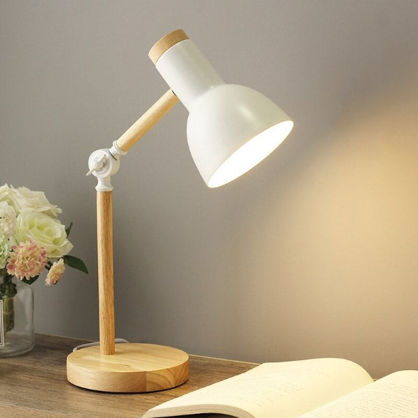 Verstellbare Schreibtischlampe aus Holz