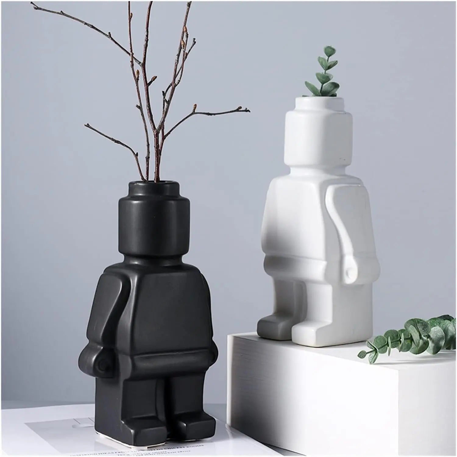Moderner, von Blockformen inspirierter Blumentopf
