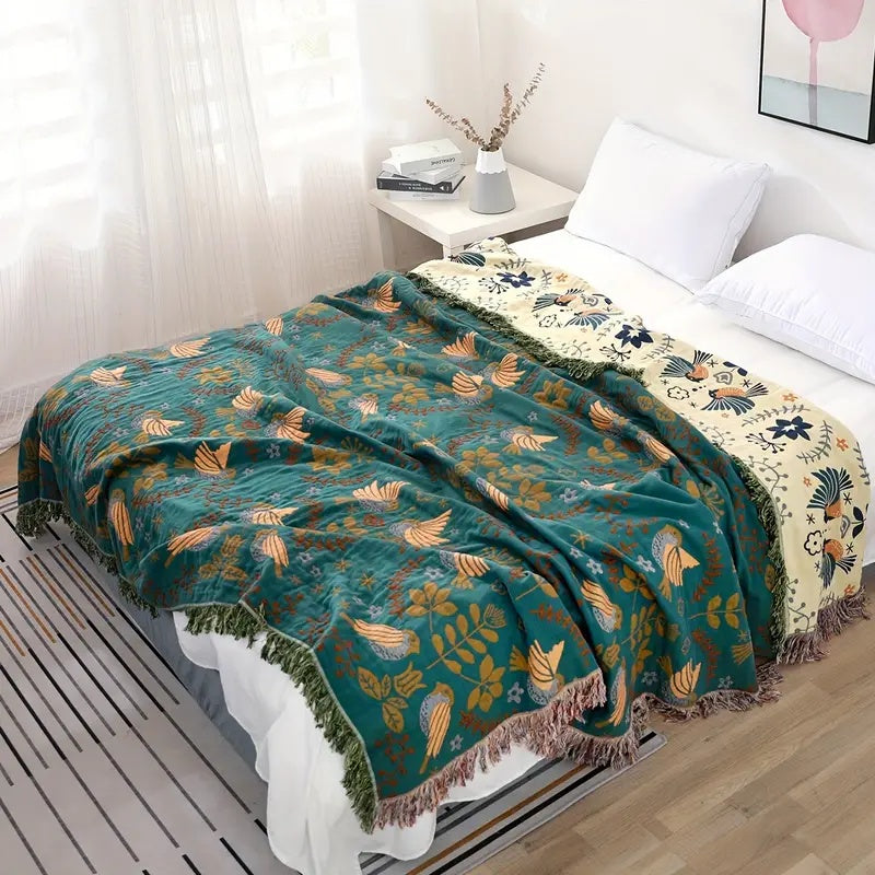 Wendbare Decke mit Vogelmotiven im nordischen Stil