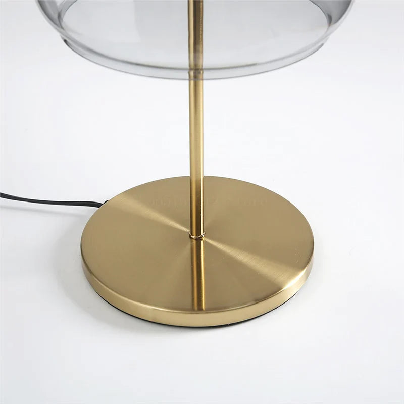 Tischlampe aus getöntem Glas