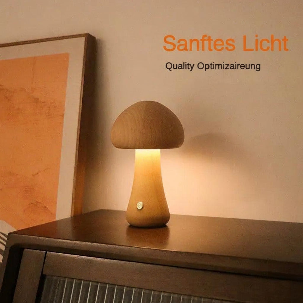 Tischlampe aus Naturholz in Pilzform