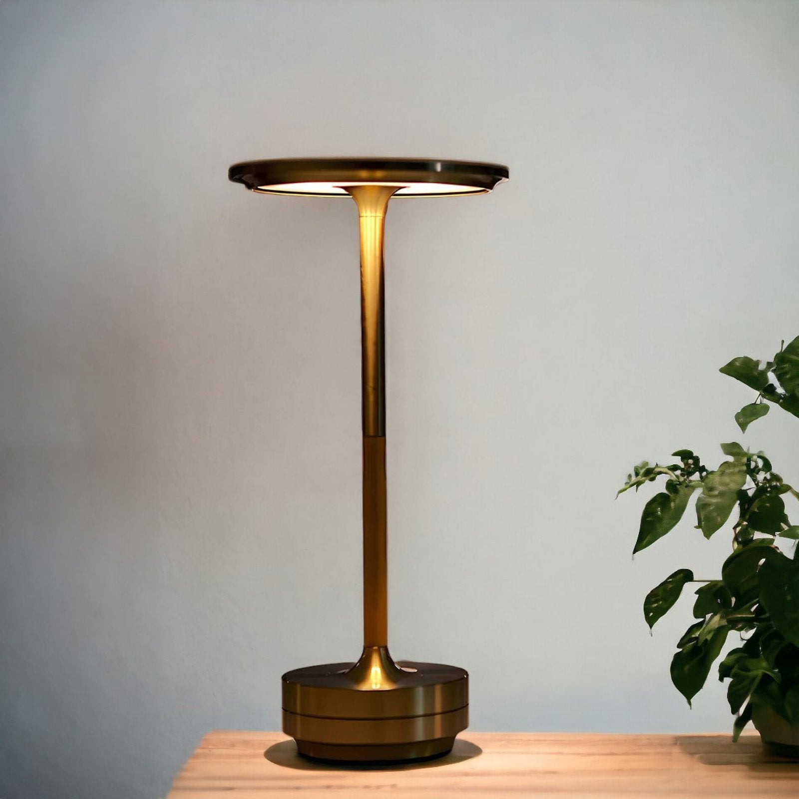 Kabellose Tischlampe „Crystal“