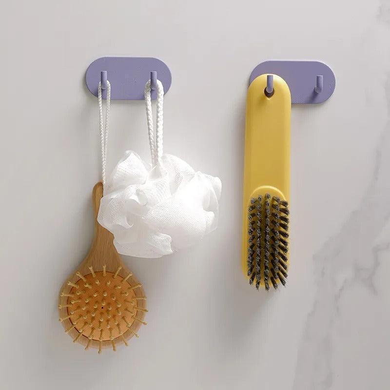 Minimalistische Metallhaken zum Aufkleben