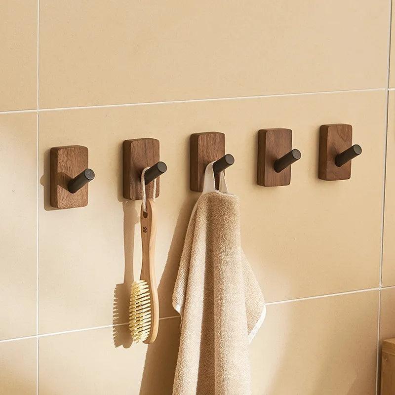 Wandhaken aus Naturholz