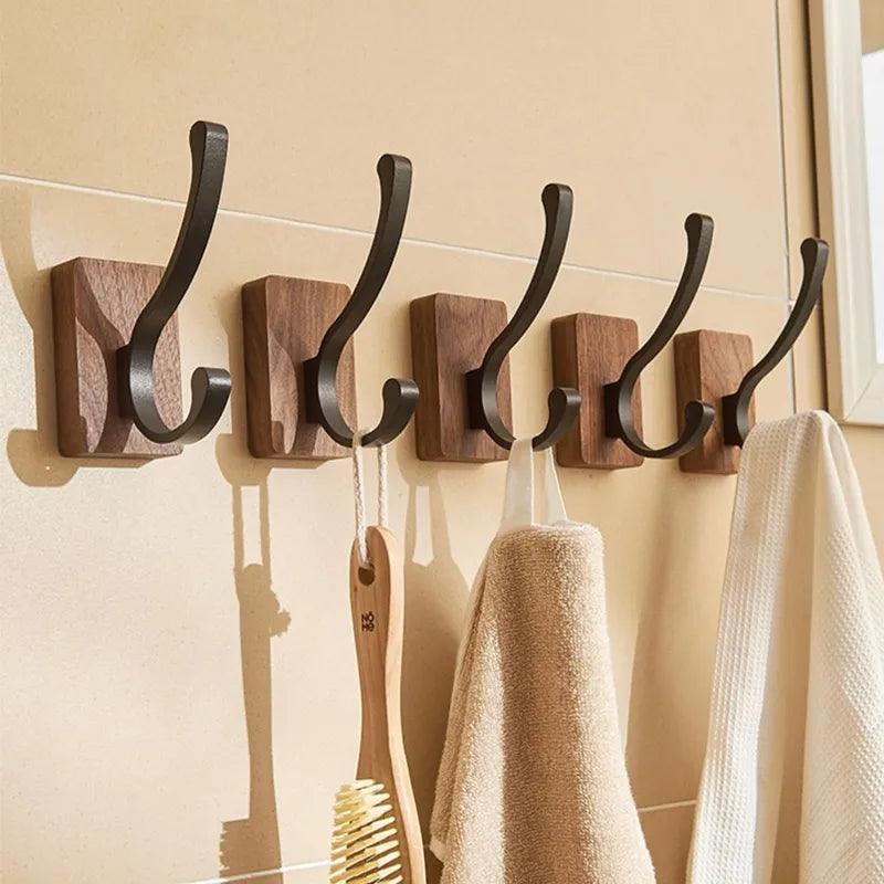 Wandhaken aus Naturholz