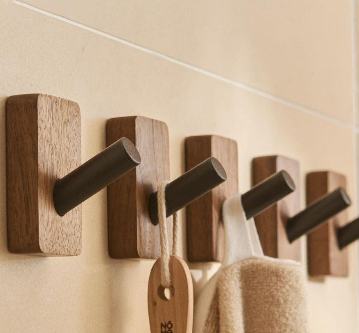 Wandhaken aus Naturholz