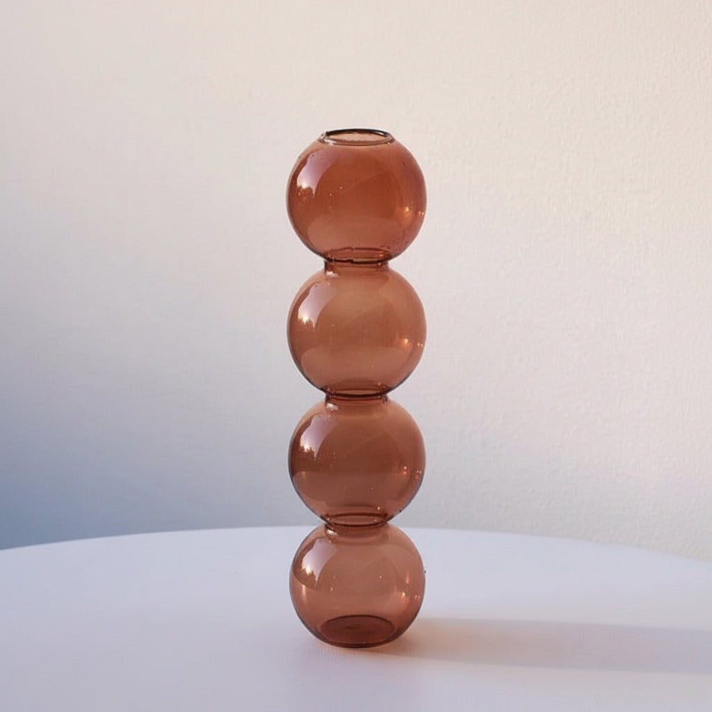 Vase in Form einer abstrakten Kugel